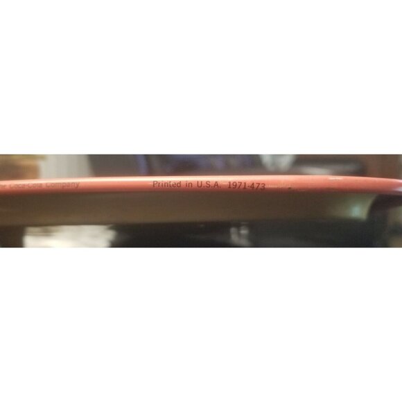 Drink Delicious Coca Cola Serving Tray Wall Decor Woman Big Floppy Hat Red 1970s - Picture 11 of 11